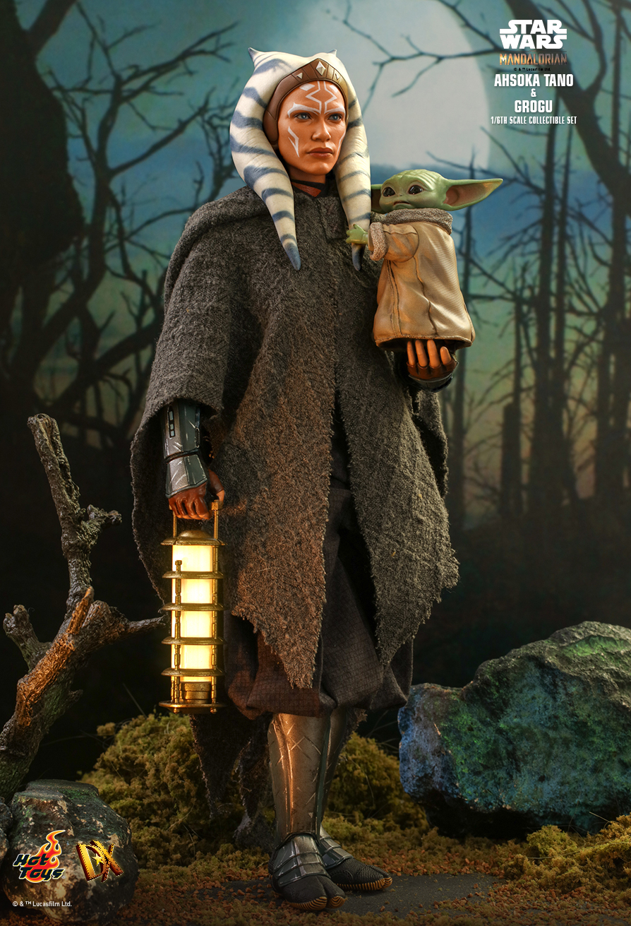 Ahsoka Tano and Grogu - Sixth Scale Figure Set by Hot Toys - DX Series - Star Wars: The Mandalorian